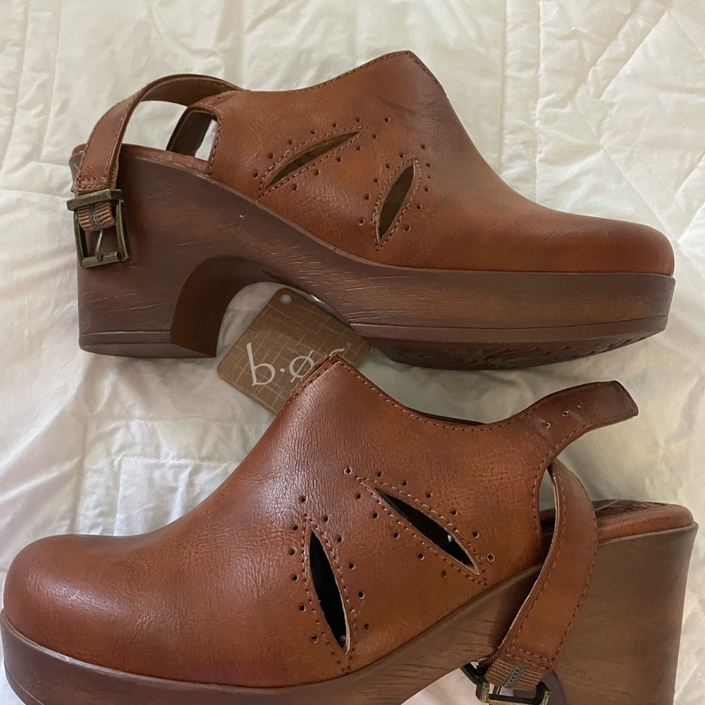 COPY - BOC Brown Leather Mules with Cutout Design and Chunky Heel - Picture 2 of 3
